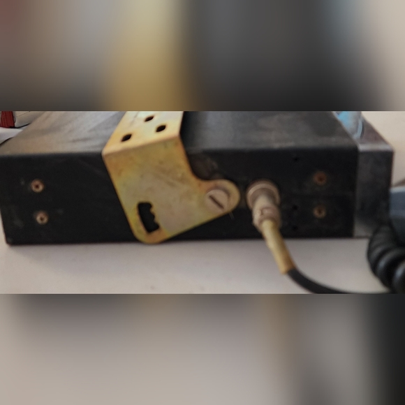 Regency CR-230 AM 23 channel CB Radio mobile Transceiver BENIFITS CHARITY - Picture 8 of 10